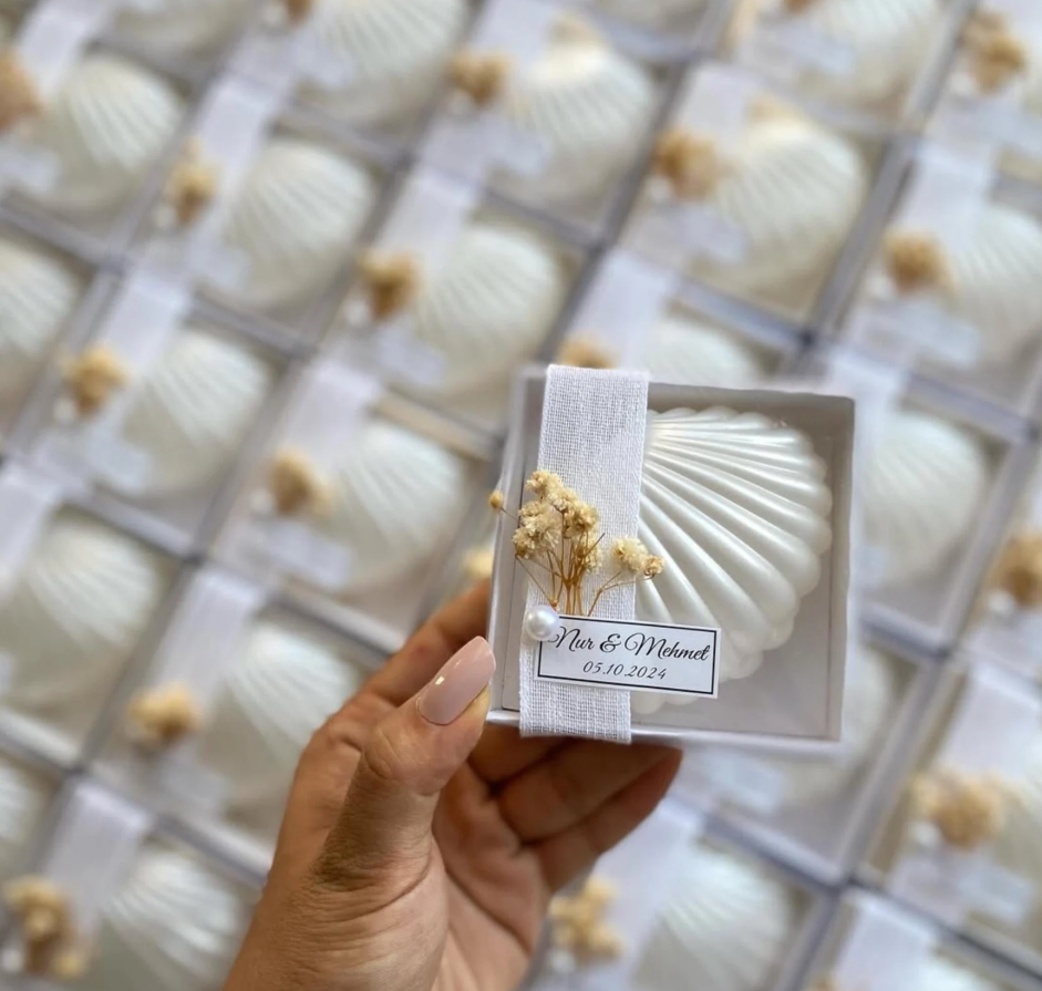 Oyster Candle Favors with Pearls