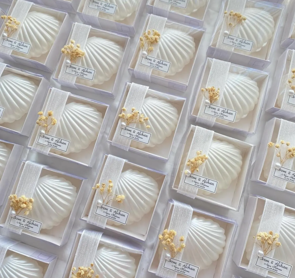 Oyster Candle Favors with Pearls