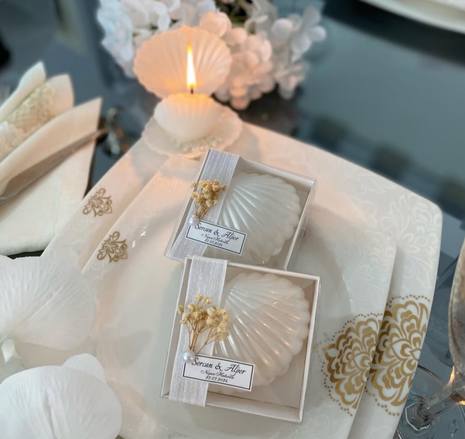 Elegant Wedding Candle Favors