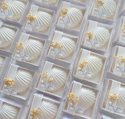 Elegant Wedding Candle Favors
